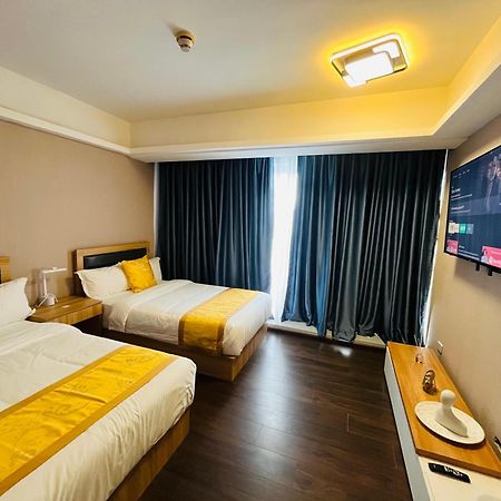 Aeontower Suites&Hotel By Cmc Davao Bagian luar foto